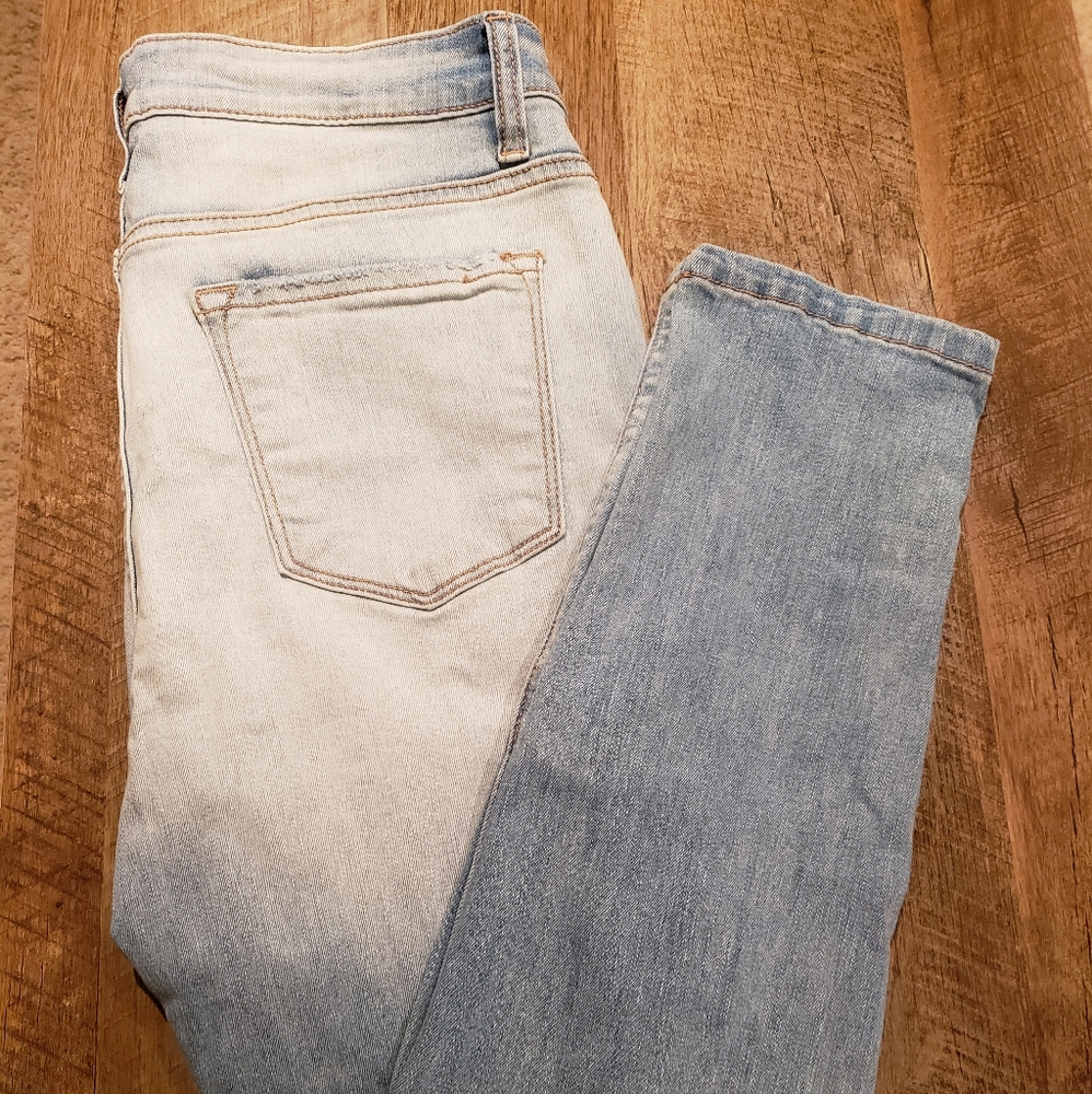 KanCan heavy destruction skinny jean NWOT